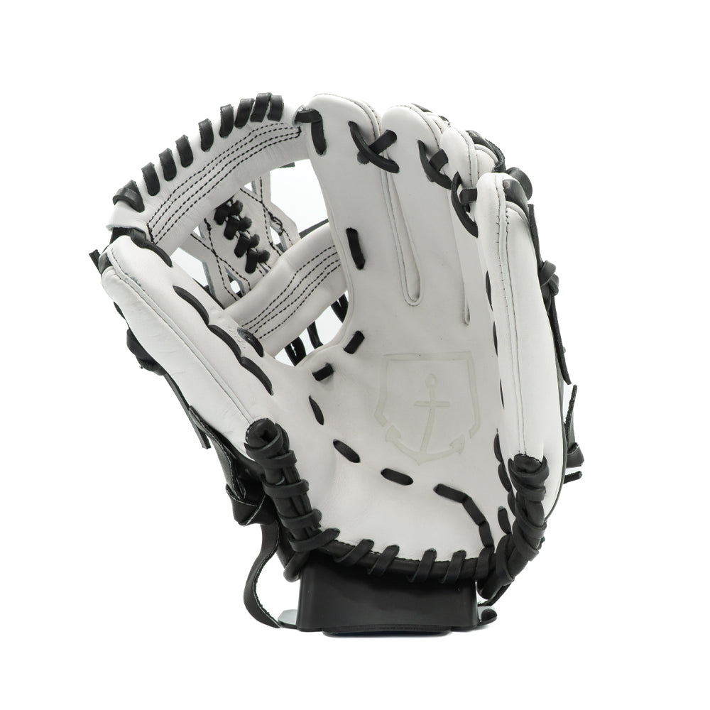 11" Royal Welting Black and White  Infield / Outfield Diamon-Web
